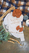 Load image into Gallery viewer, Personalized Newborn Baby Outfit | I Am Wonderfully Fearfully Made Oatmeal Romper Rust