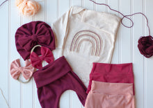 Load image into Gallery viewer, Custom Baby Outfit | Oatmeal Bodysuit - Rainbow Felt