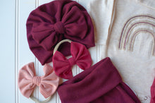 Load image into Gallery viewer, Custom Baby Outfit | Oatmeal Bodysuit - Rainbow Felt