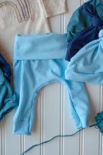 Load image into Gallery viewer, Custom Baby Outfit | Oatmeal Bodysuit - Rainbow Felt