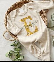 Load image into Gallery viewer, Personalized baby girl romper and hat set, vintage floral infant coming home outfit, baby shower gift, sleeper with footies, custom name