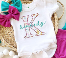 Load image into Gallery viewer, Personalized baby girl outfit, floral baby girl outfit with bummies, baby girl outfit coming home outfit, personalized baby outfit with bows