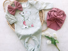 Load image into Gallery viewer, Personalized baby girl romper and hat set, vintage floral infant coming home outfit, baby shower gift, sleeper with footies, custom name