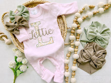 Load image into Gallery viewer, Personalized baby girl romper and hat set, vintage floral infant coming home outfit, baby shower gift, sleeper with footies, custom name