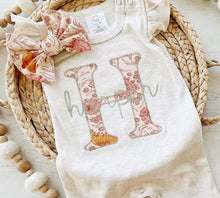 Load image into Gallery viewer, Personalized baby girl romper, vintage floral infant coming home outfit, baby shower gift, newborn outfit ruffle flutter, custom name
