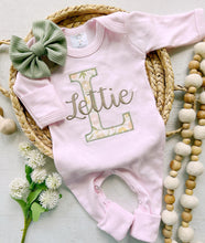 Load image into Gallery viewer, Personalized baby girl romper and hat set, vintage floral infant coming home outfit, baby shower gift, sleeper with footies, custom name
