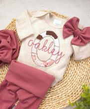 Load image into Gallery viewer, Personalized Baby Girl Going Home Outfit Gift Newborn baby girl outfit with bummies cowgirl baby shower gift custom name romper special gift
