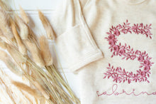 Load image into Gallery viewer, Personalized oatmeal baby romper and hat set, custom name coming home outfit, floral letter baby girl outfit, baby shower gift, neutral