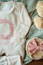 Load image into Gallery viewer, Personalized oatmeal baby romper and hat set, custom name coming home outfit, floral letter baby girl outfit, baby shower gift, neutral
