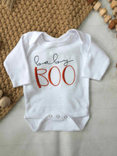 Load image into Gallery viewer, Personalized fall newborn outfit, custom name boy, baby boy coming home outfit, hospital outfit for boy baby shower gift autumn halloween