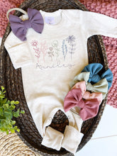 Load image into Gallery viewer, Personalized oatmeal and vintage mauve romper with bow or turban, custom girl coming home outfit, baby shower gift
