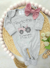Load image into Gallery viewer, Baby Girl Highland Cow Outfit with Bummies, Hello Darlin Baby Girl Outfit, Going Home Newborn Baby Outfit Cowgirl Farm Girl Pink, Hospital