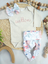 Load image into Gallery viewer, Personalized Baby Girl Outfit | Oatmeal Beige Bodysuit Pink Baby Name