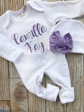 Load image into Gallery viewer, Personalized vintage stitch girl romper with bow, custom girl coming home outfit, baby shower gift, white sleeper with footies