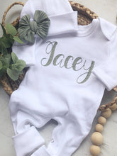 Load image into Gallery viewer, Personalized vintage stitch girl romper with bow, custom girl coming home outfit, baby shower gift, white sleeper with footies