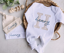 Load image into Gallery viewer, Personalized neutral baby romper and hat set, custom infant boy coming home outfit, baby shower gift, sleeper with footies