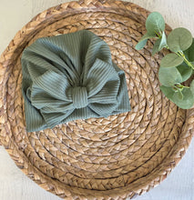 Load image into Gallery viewer, Ribbed baby handmade turban Baby fabric, toddler hair accessory, matching sibling hats, neutral headband for baby