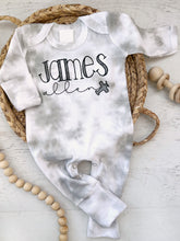 Load image into Gallery viewer, Personalized airplane baby romper and hat set, custom coming home outfit, sketch stitch boys outfit, baby shower gift, aviator