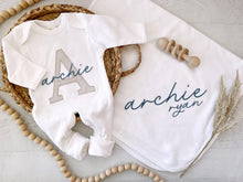 Load image into Gallery viewer, Personalized neutral baby romper and hat set, custom infant boy coming home outfit, baby shower gift, sleeper with footies