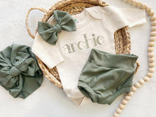 Load image into Gallery viewer, Personalized green and beige newborn outfit,custom name boy girl, coming home outfit for baby boy, baby girl outfit, hospital outfit for boy