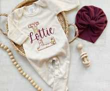 Load image into Gallery viewer, Personalized baby girl romper and hat set, vintage floral infant coming home outfit, baby shower gift, sleeper with footies, custom name