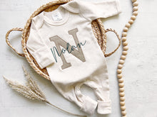 Load image into Gallery viewer, Personalized neutral baby romper and hat set, custom infant boy coming home outfit, baby shower gift, beige sleeper fall outfit autumn baby
