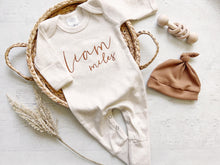 Load image into Gallery viewer, Personalized oatmeal vintage stitch romper with hat, custom baby boy coming home outfit, baby shower gift tan fall baby boy outfit