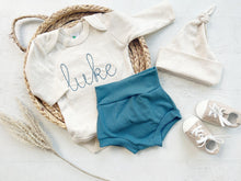 Load image into Gallery viewer, Personalized blue newborn outfit, custom name boy, coming home outfit for baby boy, baby boy outfit, hospital outfit for boy family pictures
