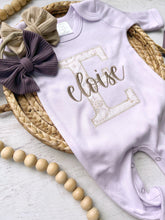Load image into Gallery viewer, Personalized baby girl romper hat set, purple vintage floral infant coming home outfit, baby shower gift, sleeper with footies, custom name