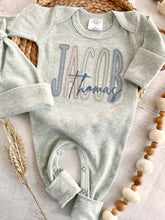 Load image into Gallery viewer, Personalized romper baby boy outfit and hat set, custom boy coming home outfit summer baby outfit, baby shower gift, sleeper with footies