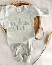 Load image into Gallery viewer, Personalized neutral baby romper and hat set, custom infant boy coming home outfit, baby shower gift, sleeper with footies, farm baby