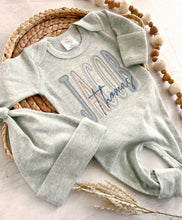 Load image into Gallery viewer, Personalized romper baby boy outfit and hat set, custom boy coming home outfit summer baby outfit, baby shower gift, sleeper with footies