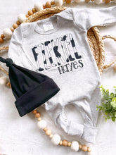 Load image into Gallery viewer, Personalized romper baby boy outfit and hat set, custom boy coming home outfit baby outfit, baby shower gift, sleeper with footies cowprint