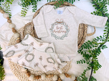 Load image into Gallery viewer, Baby&#39;s First Christmas Girl Outfit | Oatmeal Bodysuit Christmas Wreath Skirt
