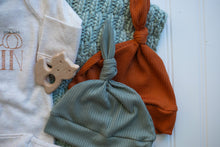 Load image into Gallery viewer, Baby Outfit | Oatmeal Romper Hello Pumpkin - Fall
