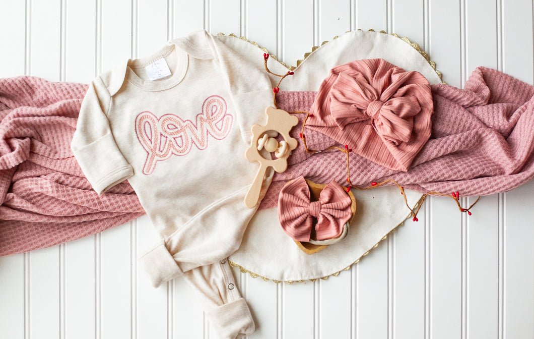 Baby Girl Outfit | Oatmeal Romper Pink Love - Valentine