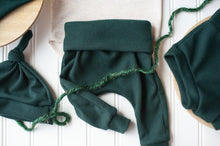 Load image into Gallery viewer, St. Patrick&#39;s Day Baby Outfit | Oatmeal Bodysuit - Lucky Charm
