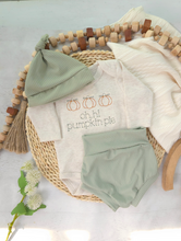 Load image into Gallery viewer, Baby Outfit | Oh Hi Pumpkin Pie Oatmeal Bodysuit - Fall Baby
