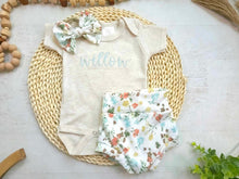 Load image into Gallery viewer, Personalized Floral Newborn Baby Girl Outfit,custom name girl, coming home outfit for baby girl, baby girl outfit, hospital outfit girl
