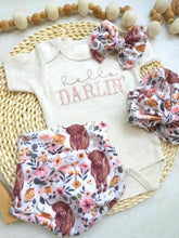 Load image into Gallery viewer, Baby Girl Highland Cow Outfit with Bummies, Hello Darlin Baby Girl Outfit, Going Home Newborn Baby Outfit Cowgirl Farm Girl Pink, Hospital
