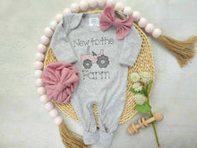 Load image into Gallery viewer, Baby Girl Highland Cow Outfit with Bummies, Hello Darlin Baby Girl Outfit, Going Home Newborn Baby Outfit Cowgirl Farm Girl Pink, Hospital
