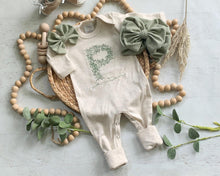 Load image into Gallery viewer, Personalized oatmeal baby romper and hat set, custom name coming home outfit, floral letter baby girl outfit, baby shower gift neutral green
