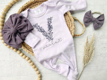 Load image into Gallery viewer, Personalized baby romper hat set, custom name coming home outfit, floral letter baby girl outfit newborn baby shower gift, neutral purple
