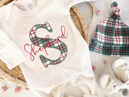 Personalized neutral baby romper and hat set, custom infant boy coming home outfit, baby shower gift, sleeper footies plaid Christmas